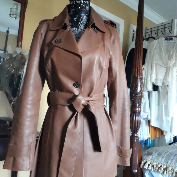 Banana Republic leather coat - Picture 6 of 11